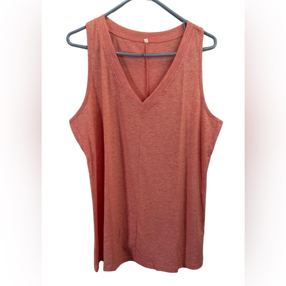 Women's Sleeveless V-Neck Top - Pink - L